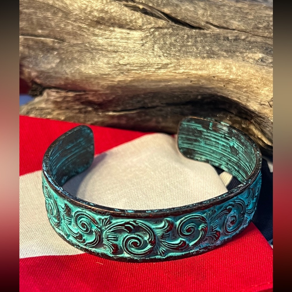Turquoise Cuff - Picture 2 of 2